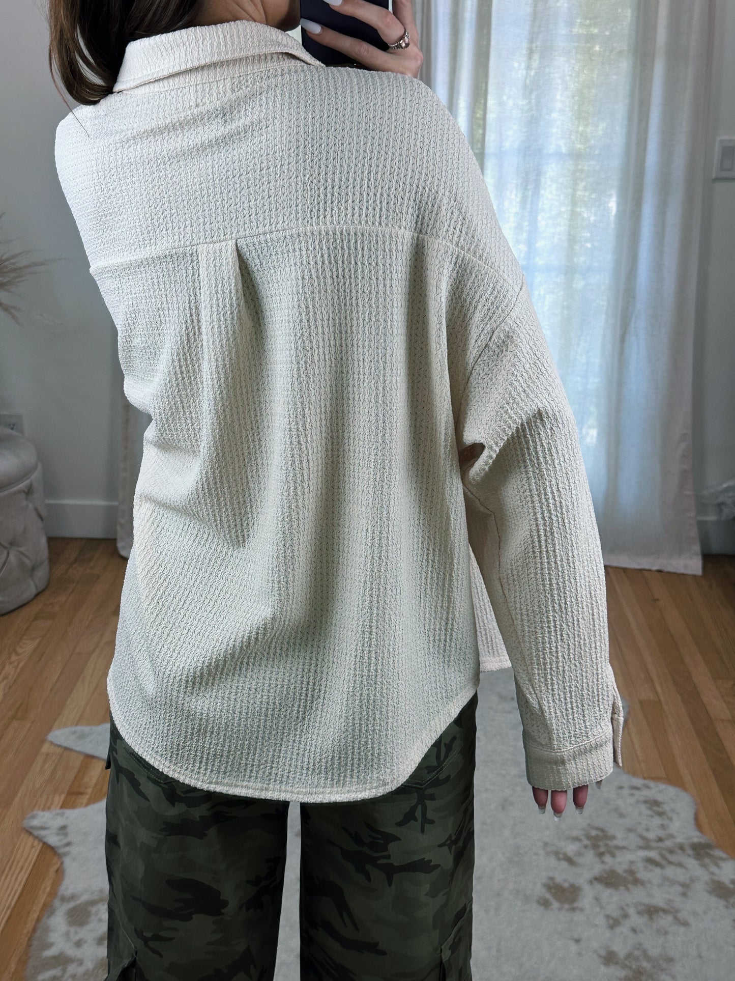 Vanilla Latte Button Up