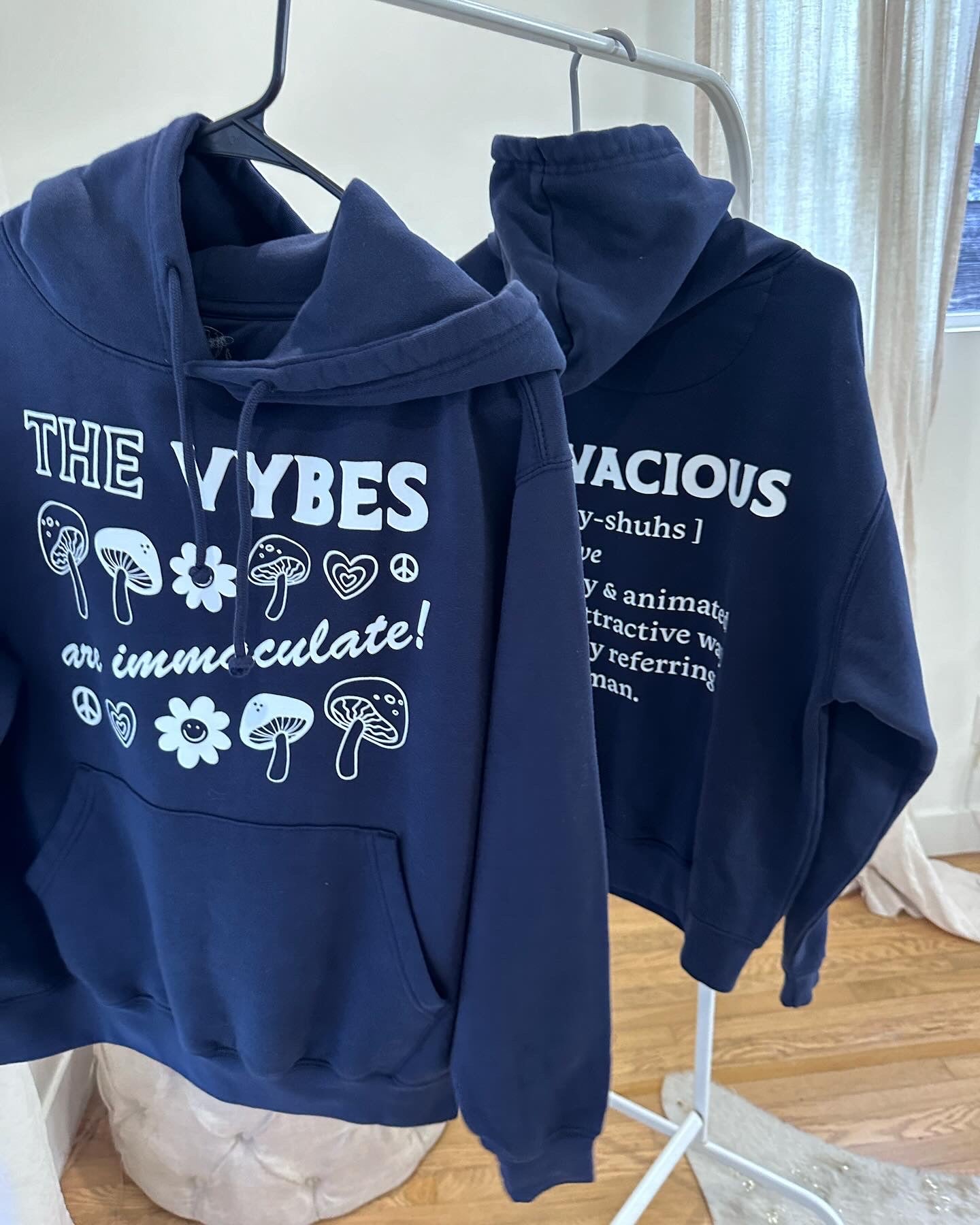 Good Vybes Hoodie – Vyvacious