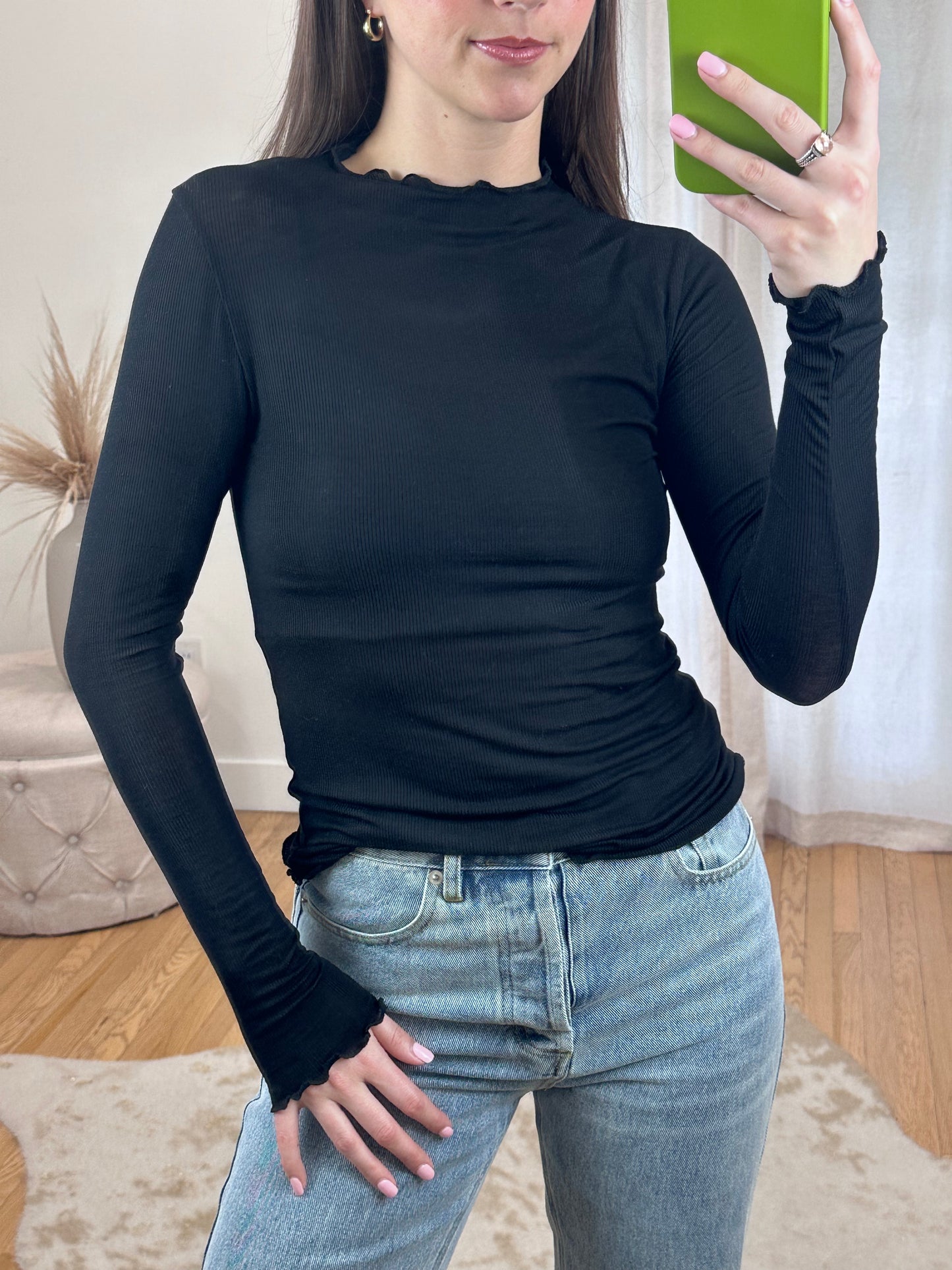 Lettuce Hem Long Sleeve