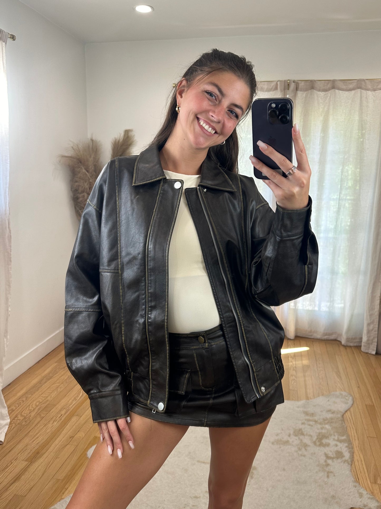 Manhattan Mini Skirt