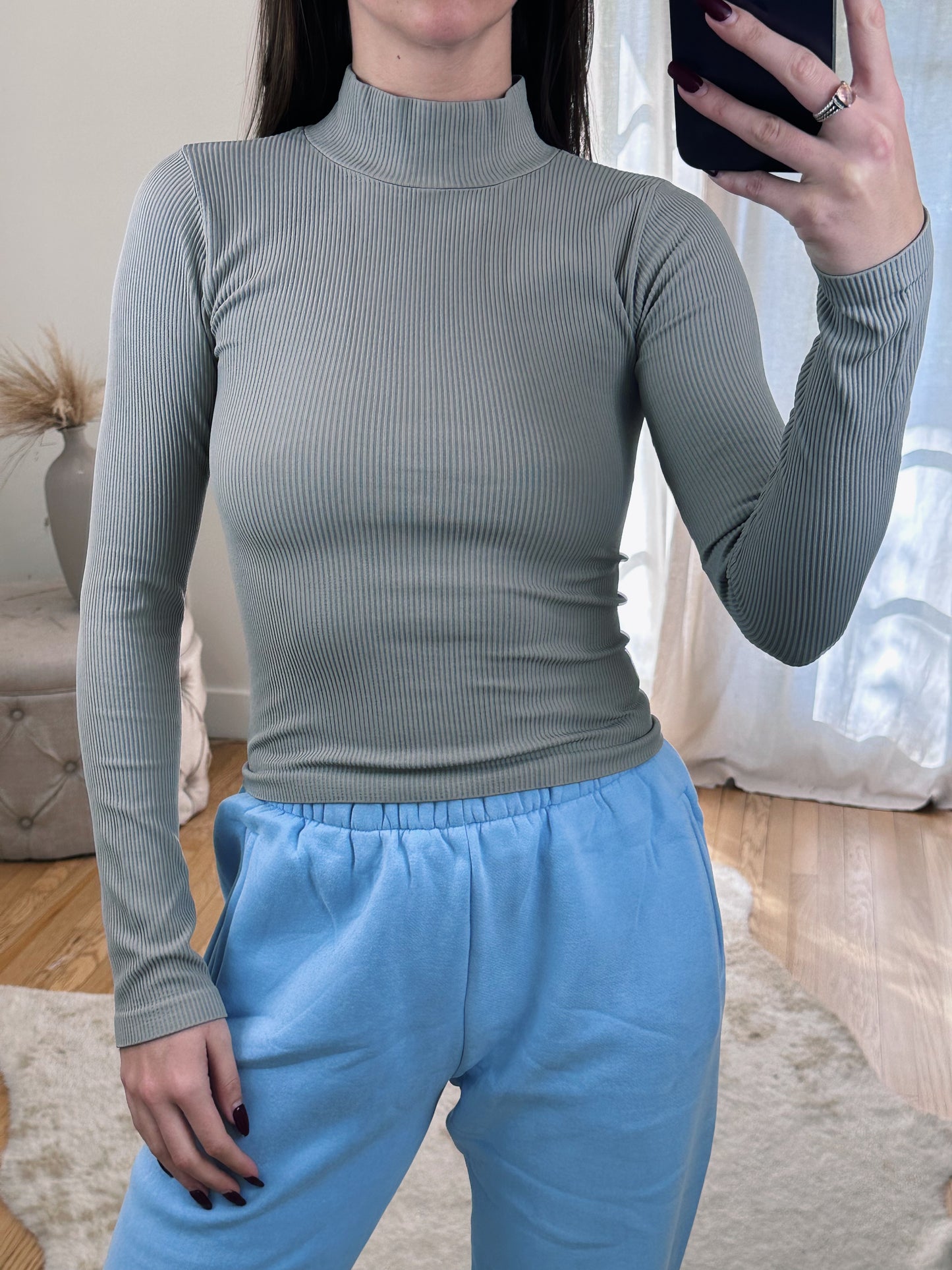 Basic Mock Neck