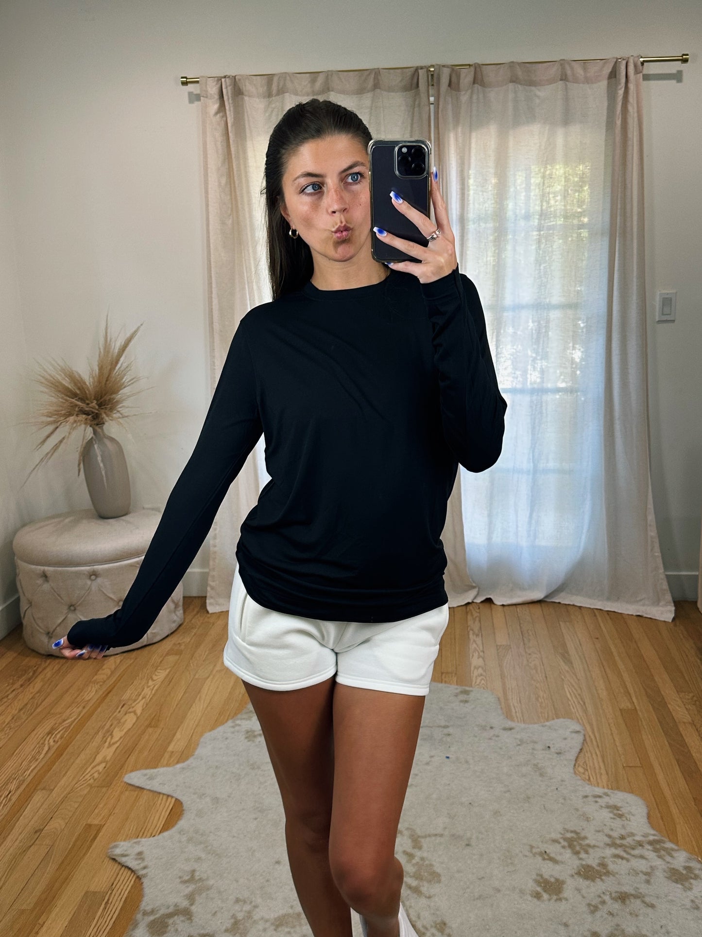 Sleek Peep Long Sleeve