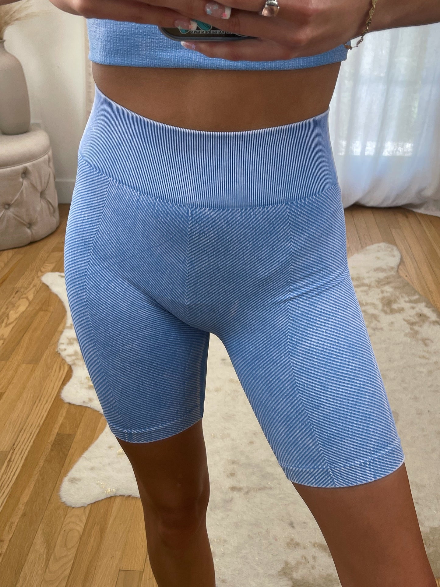 Vintage Essential Biker Shorts