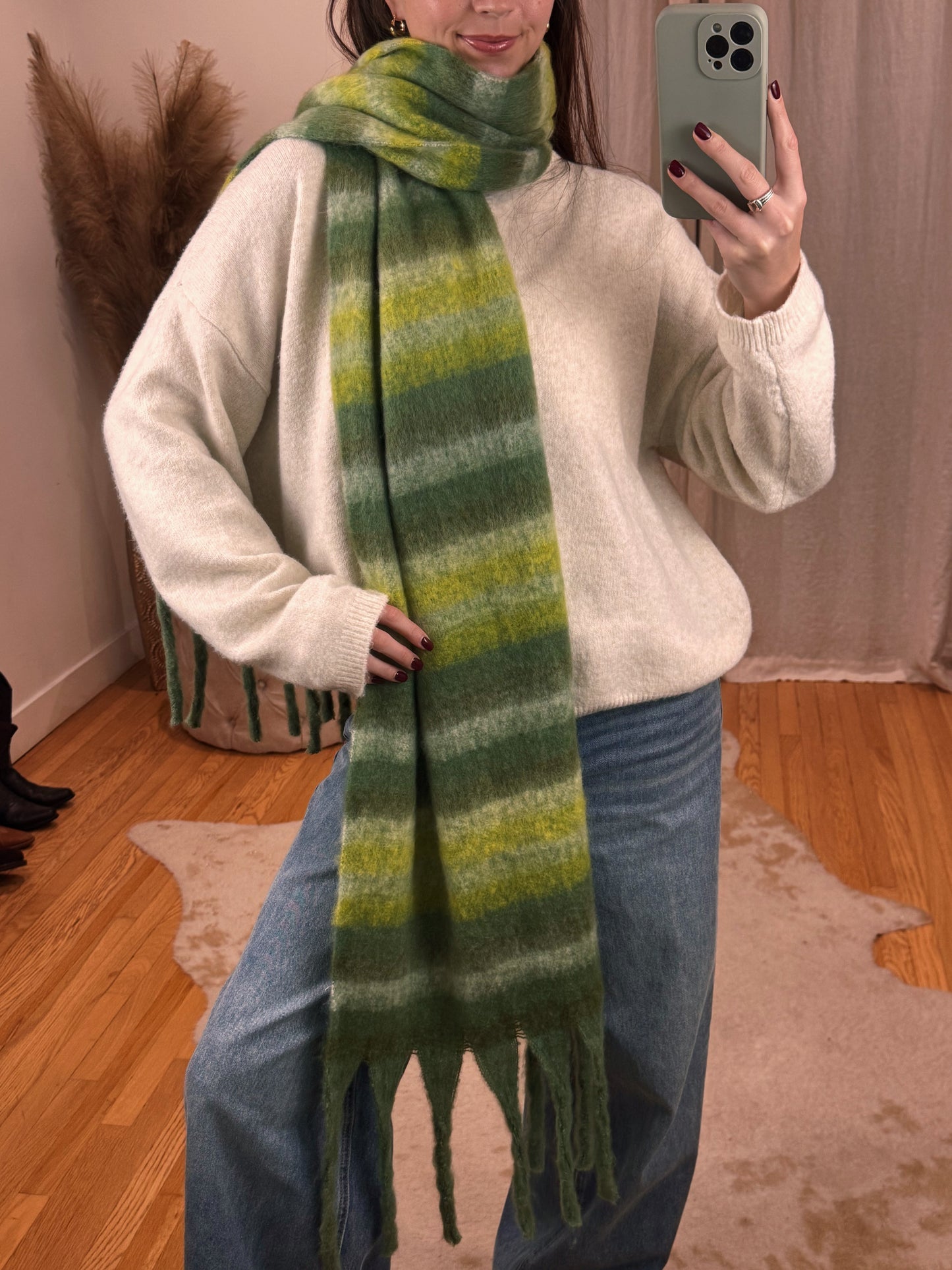 Vyvacious Scarf