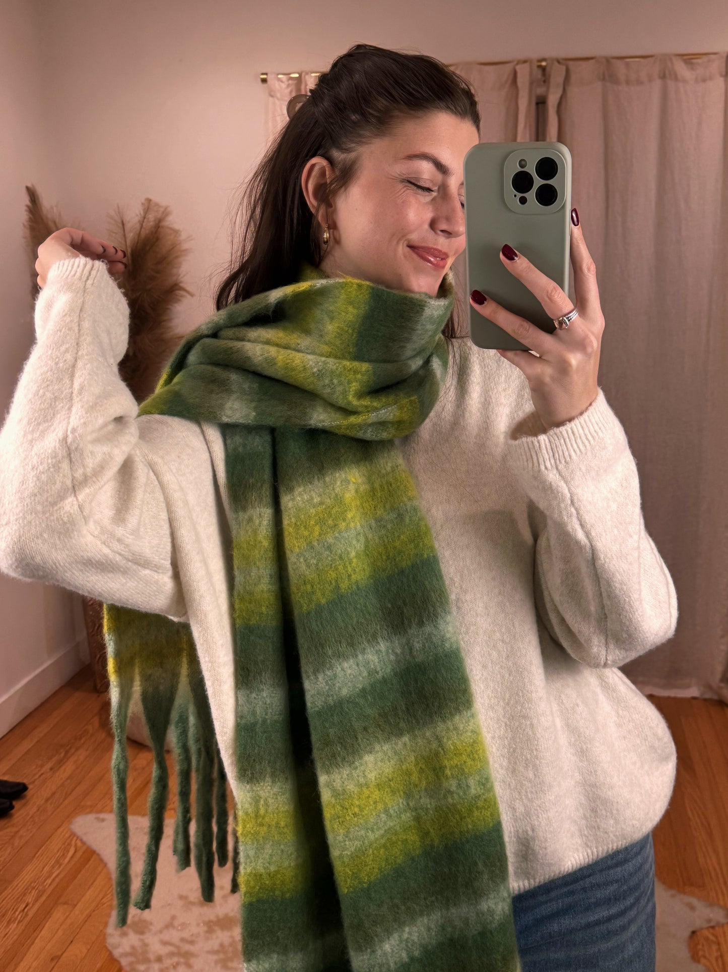 Vyvacious Scarf