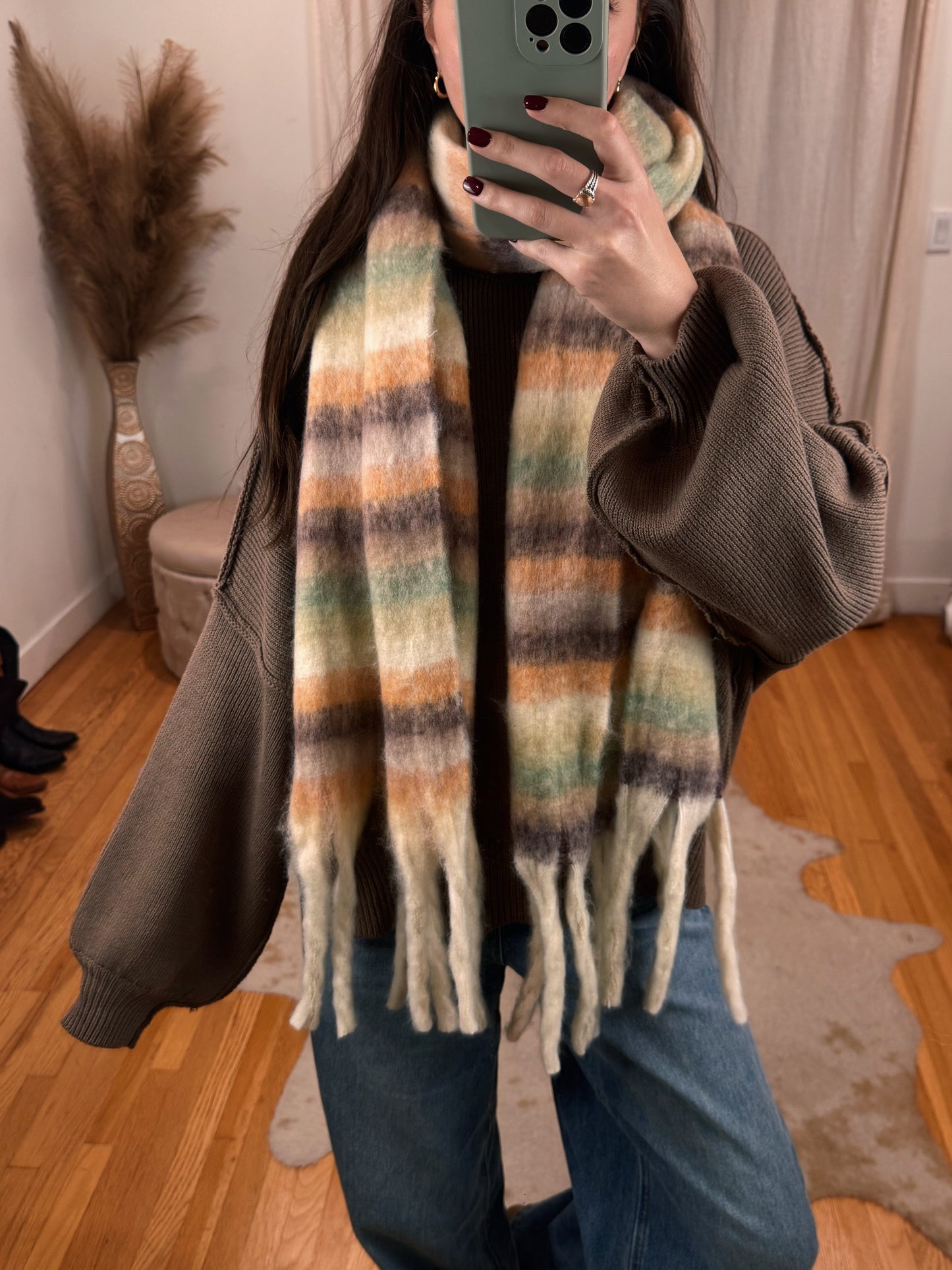 Vyvacious Scarf