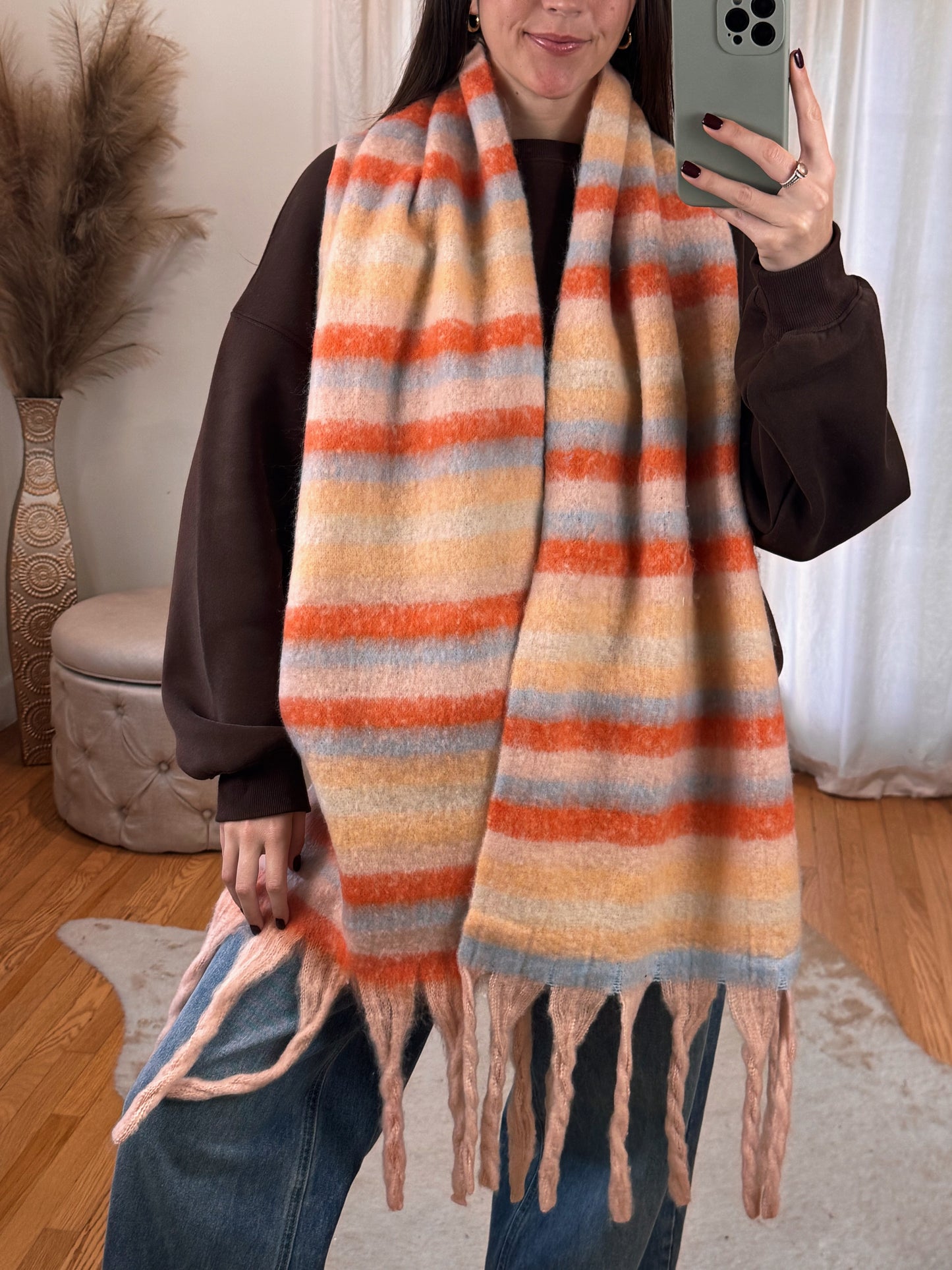 Vyvacious Scarf