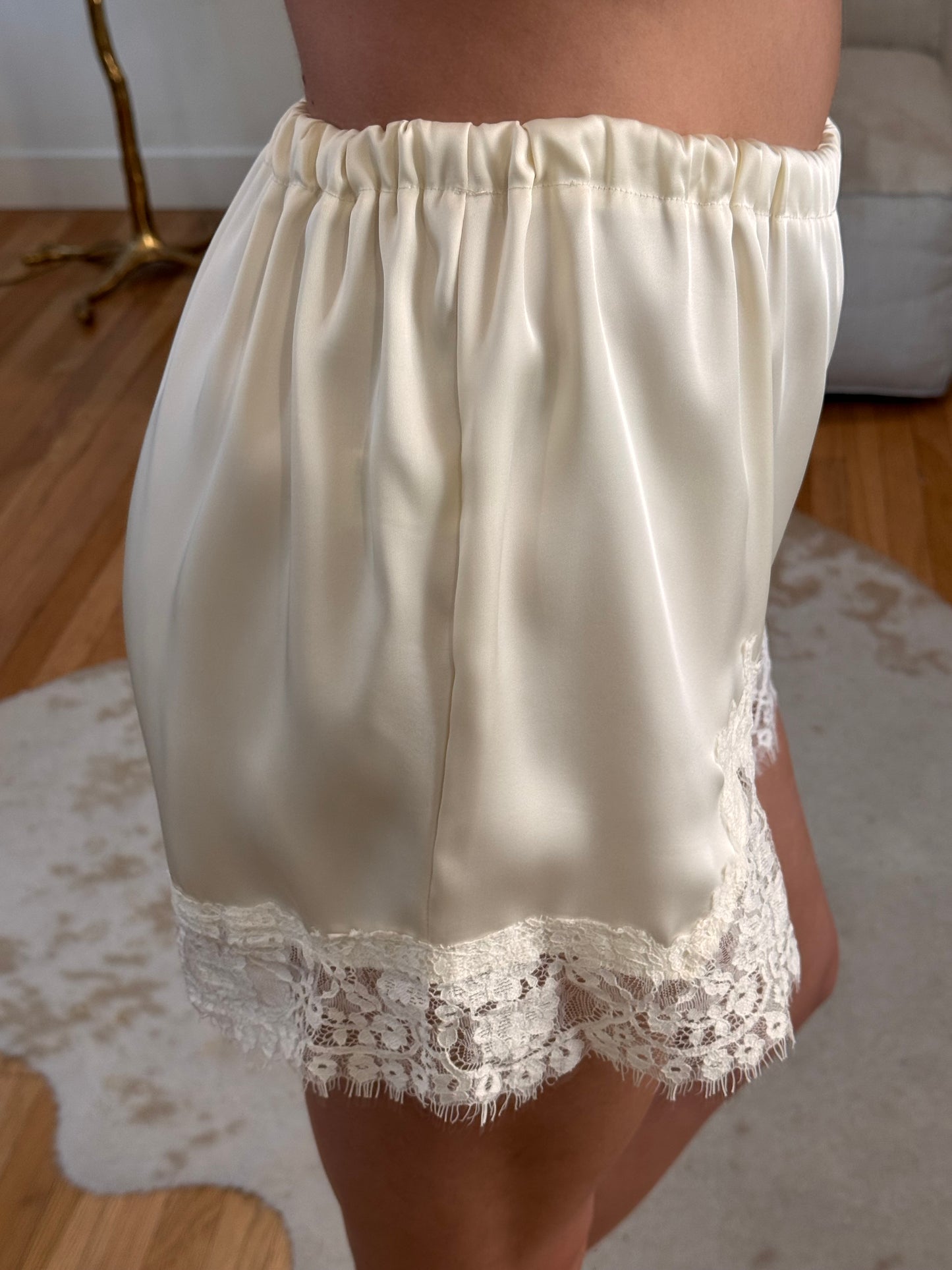 Amora Lace Shorts