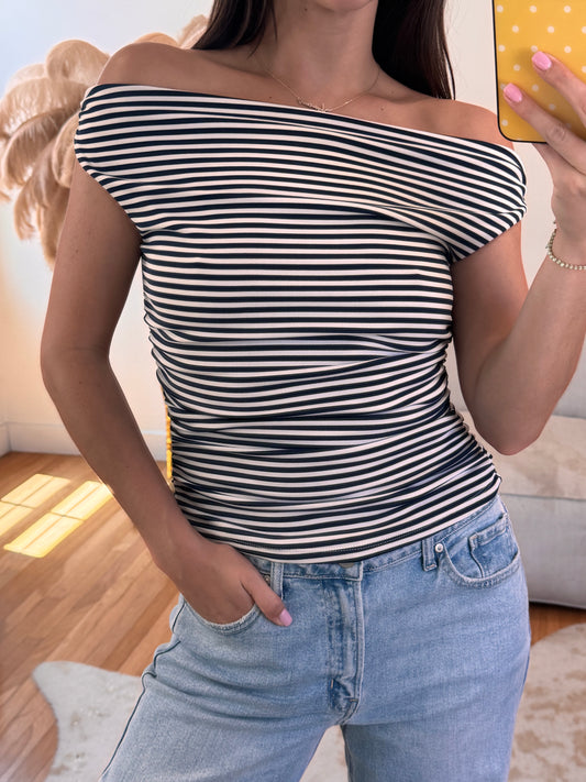 Yacht Club Top