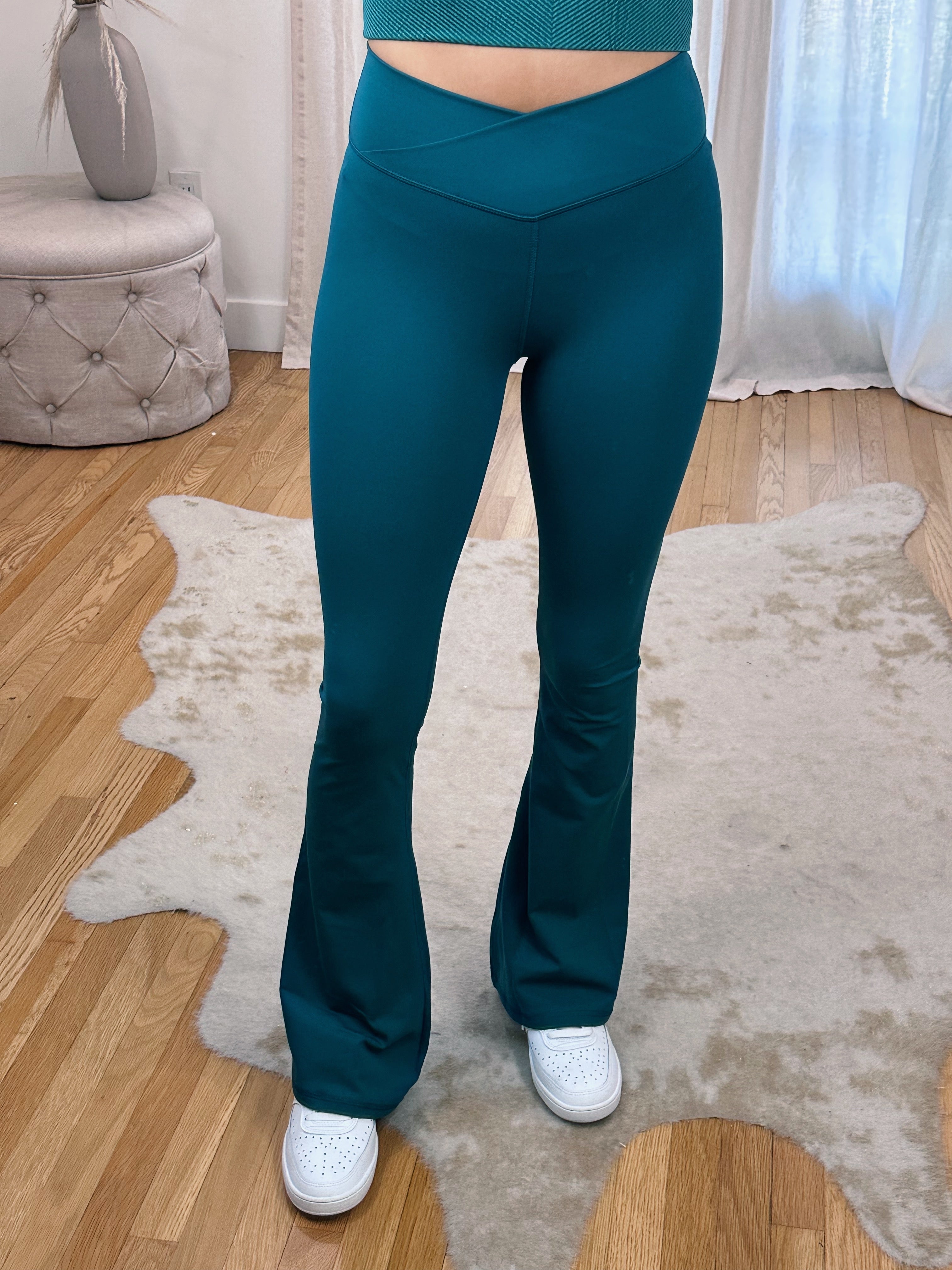 Turquoise 2024 yoga pants