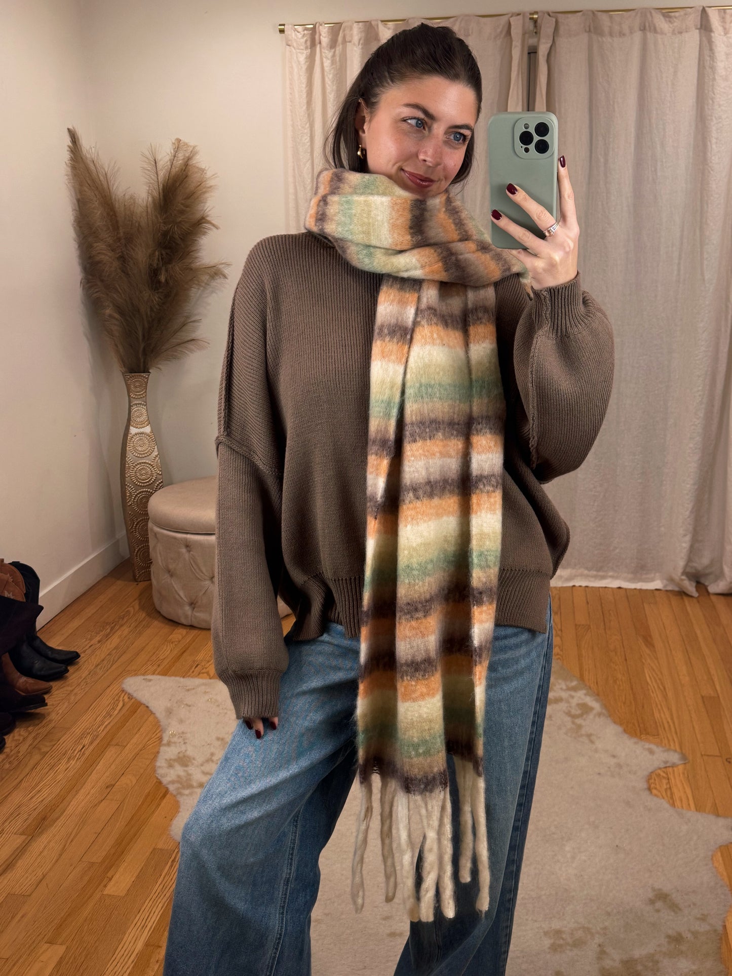 Vyvacious Scarf