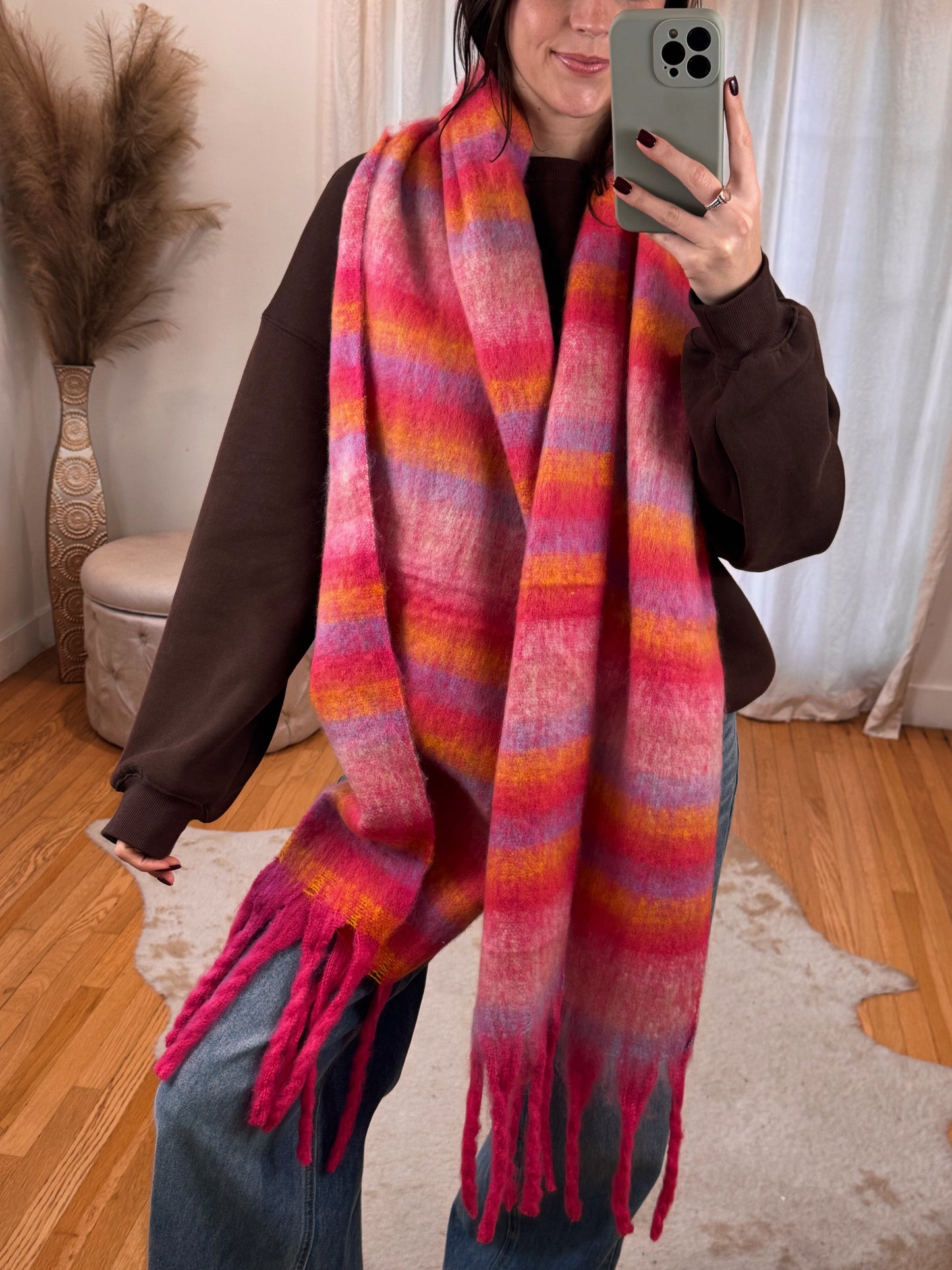 Vyvacious Scarf