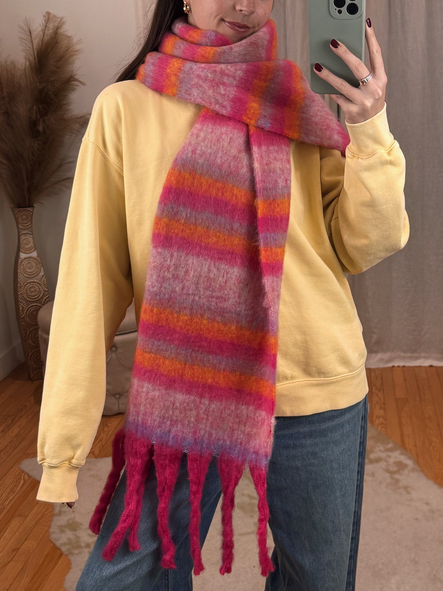 Vyvacious Scarf