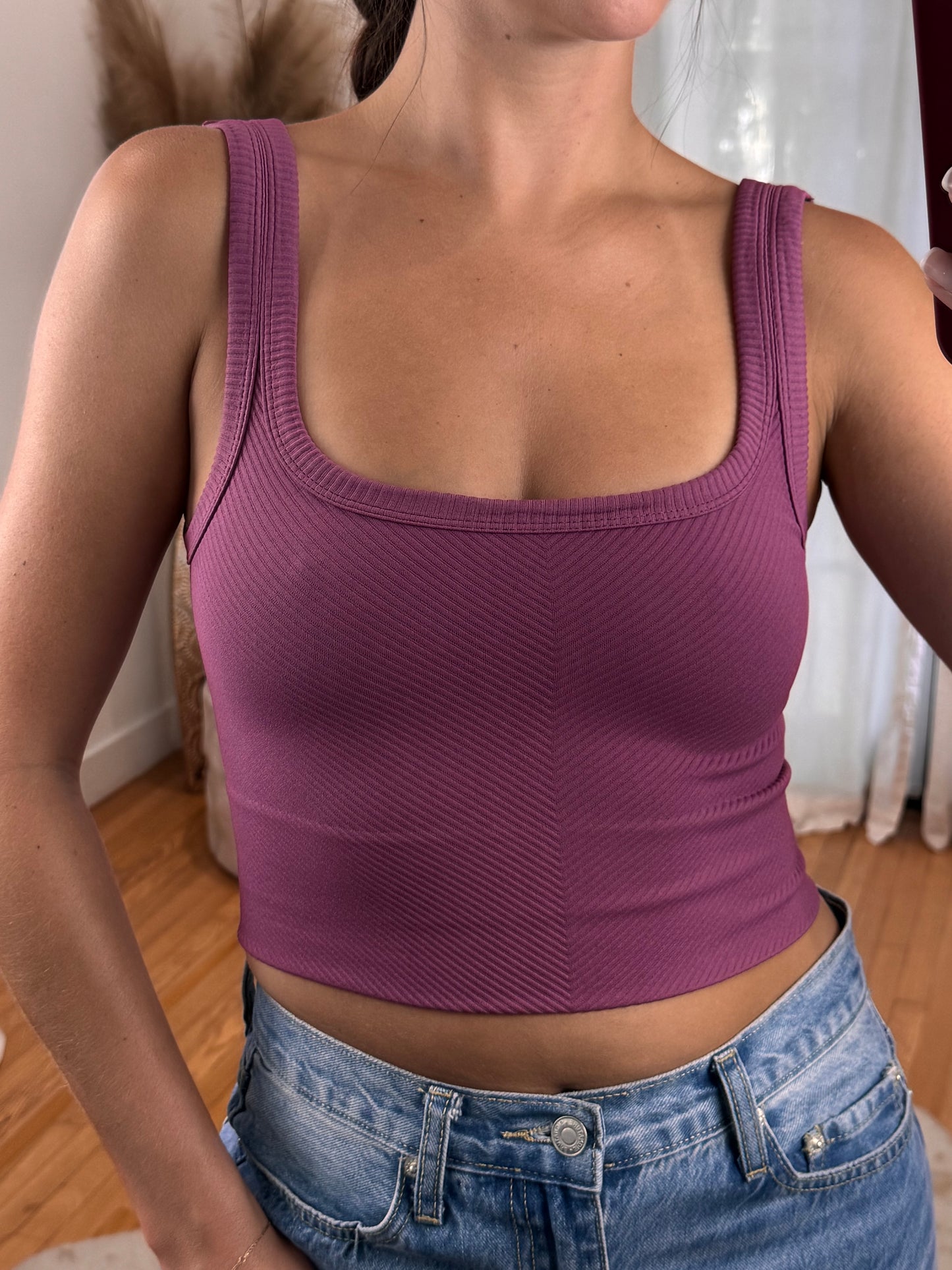 Essential Tank
