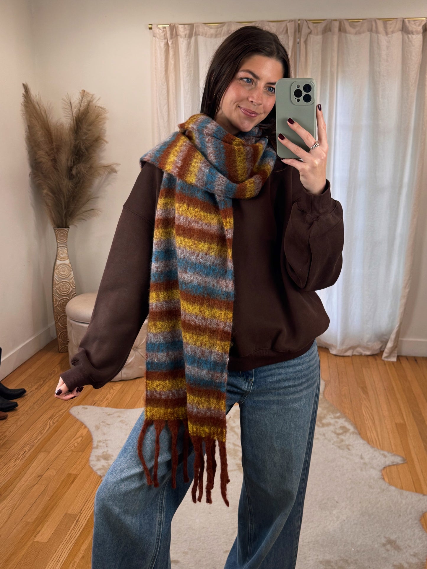 Vyvacious Scarf