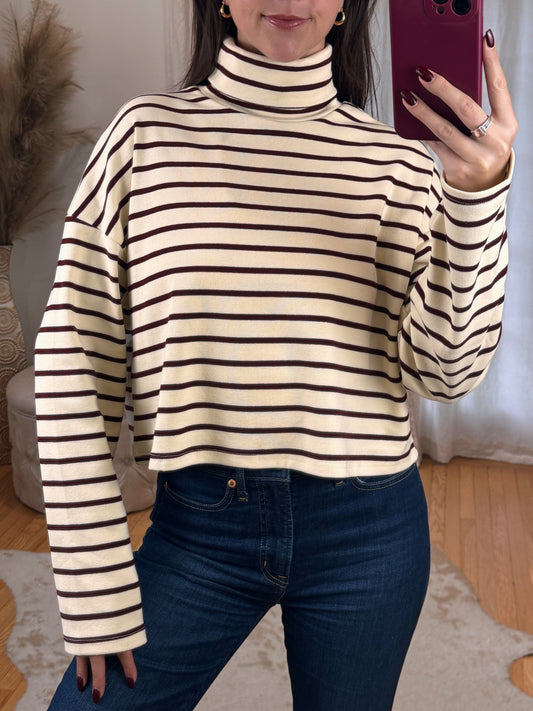 Maple & Cream Turtleneck