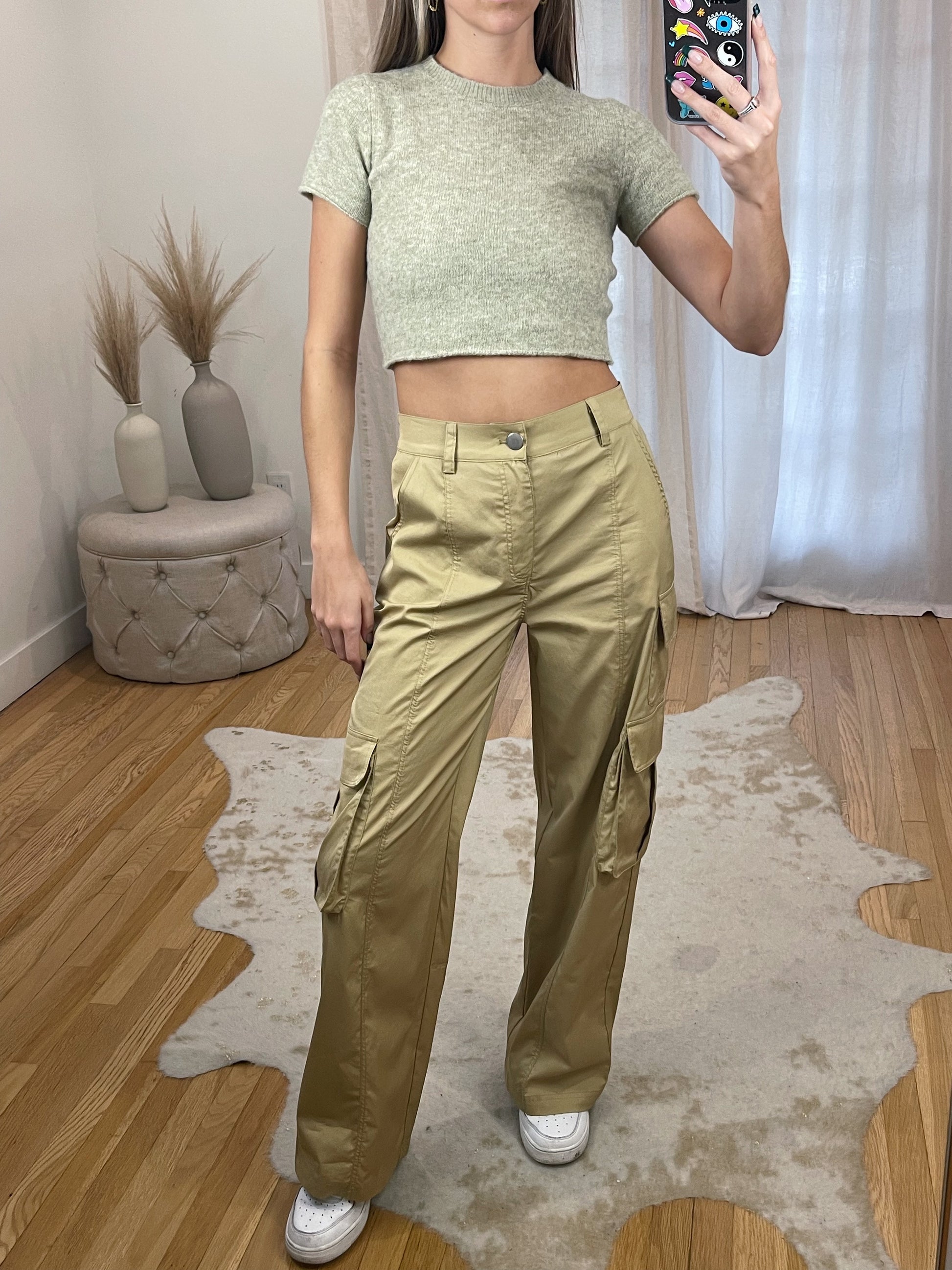 Beige Pants Outfits For Women (265 ideas & outfits)