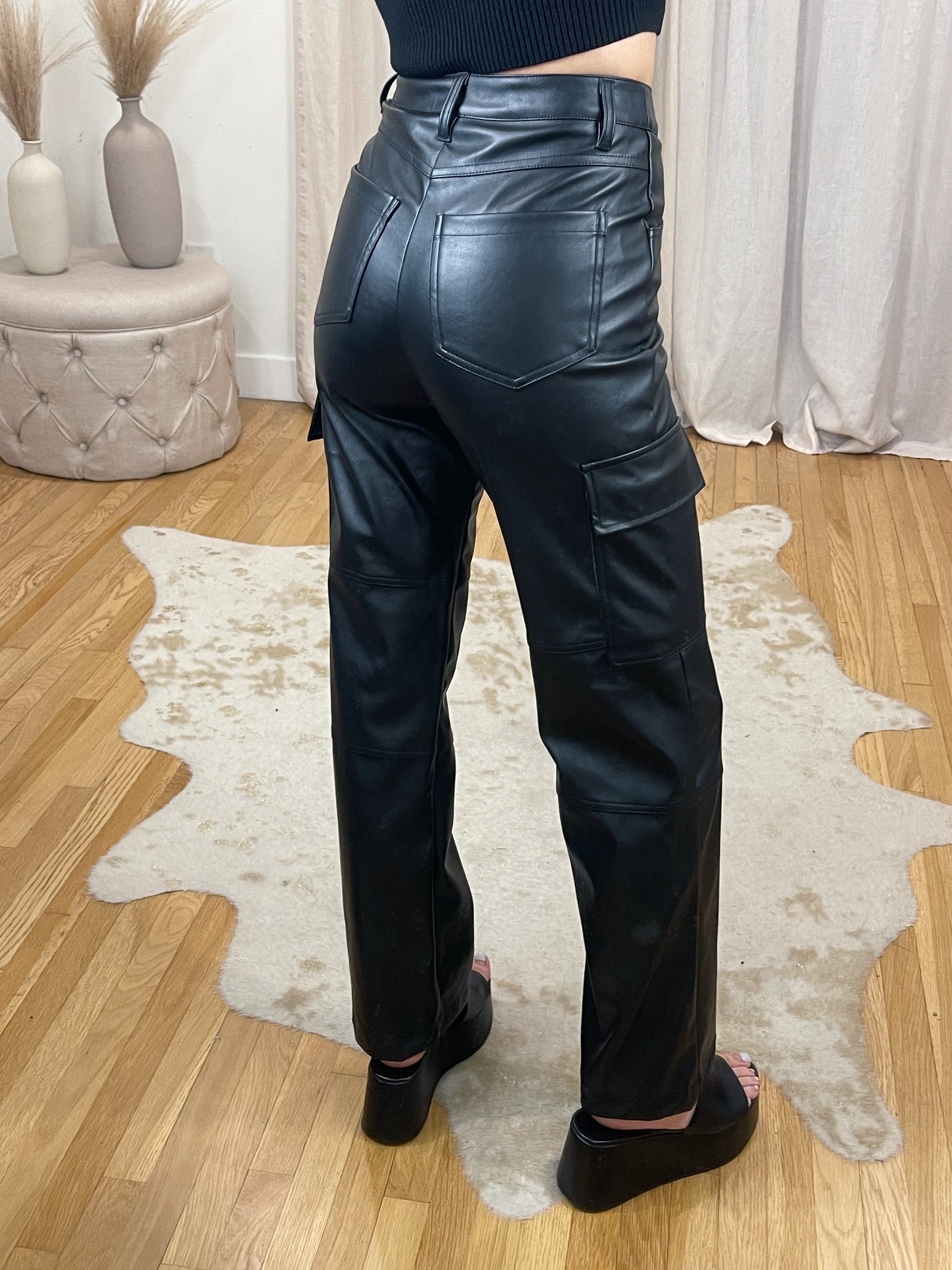 Fall Fashion Leather Leggings – RirVyōō